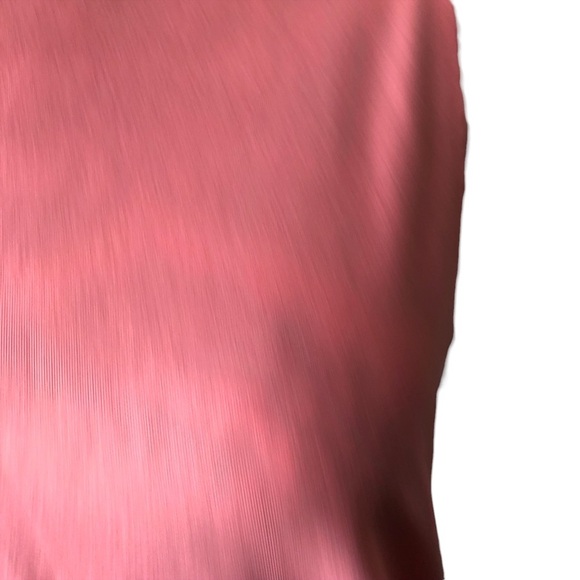 Under armour Pink Muscle loose Shirt - Picture 3 of 7